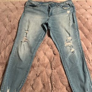 Universal Thread Jeans
